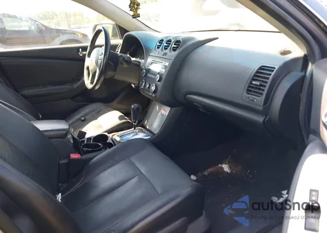 2010 Nissan Altima Hybrid z USA, uszkodzony, nr VIN 1N4CL2AP8AC174951